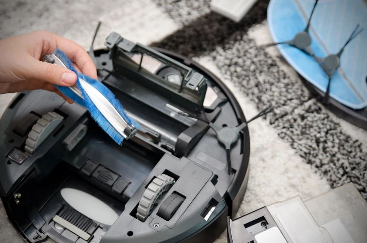 Steps To Clean The Brushroll Of Your Smart Vacuum Cleaner